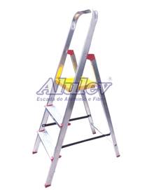Escada de Alumínio Alulev Profissional Mod. AP203 3 Degraus